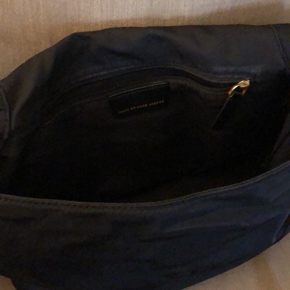 Black Marc Jacobs bag - Picture 3 of 4